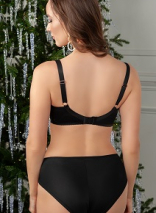 ����� ������� Marilu