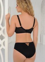 �������  �����